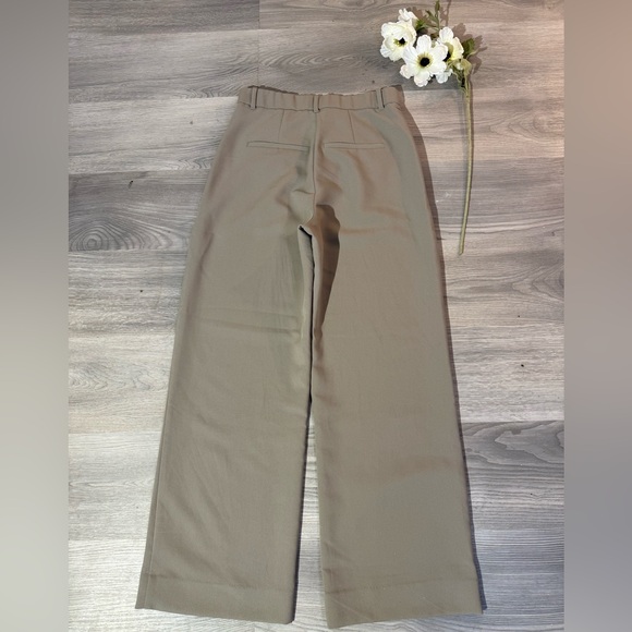 Abercrombie & Fitch Sloane Tailored Tan Wide-Leg Pants - Picture 13 of 16